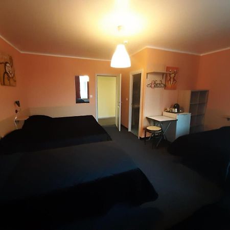 Hotel Melissa Péruwelz Eksteriør bilde